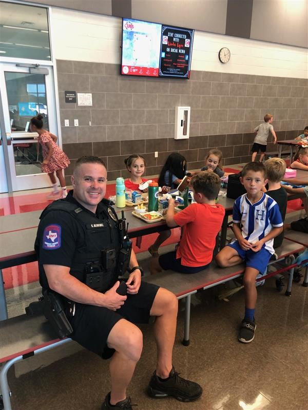  We LOVE our SROs at Linda Lyon Elementary!!