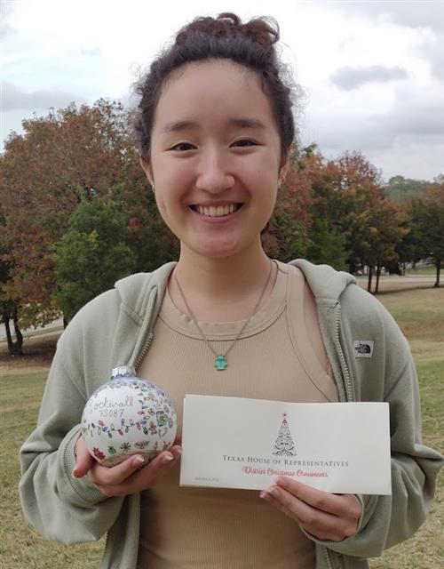 Abigail Lee with her winning ornament